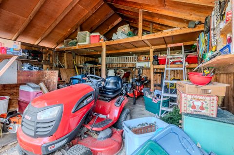 Tiny photo for 5400 Hwy 238, Jacksonville, OR 97530 (MLS # 220213365)