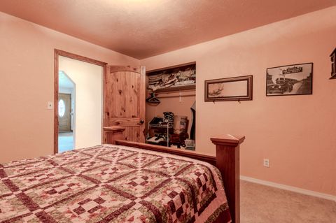 Tiny photo for 5400 Hwy 238, Jacksonville, OR 97530 (MLS # 220213365)