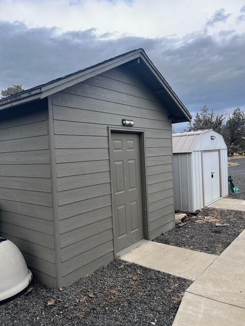 Tiny photo for 4444 NE 40th Street, Redmond, OR 97756 (MLS # 220211863)