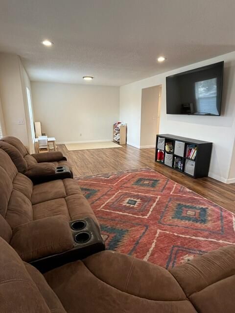 Tiny photo for 4444 NE 40th Street, Redmond, OR 97756 (MLS # 220211863)