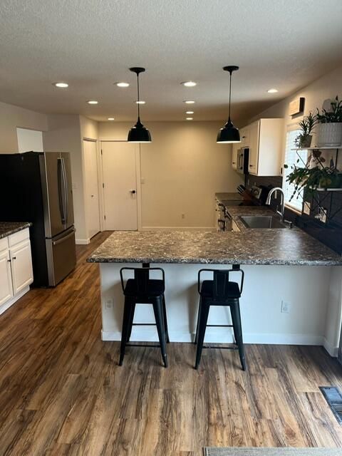 Tiny photo for 4444 NE 40th Street, Redmond, OR 97756 (MLS # 220211863)