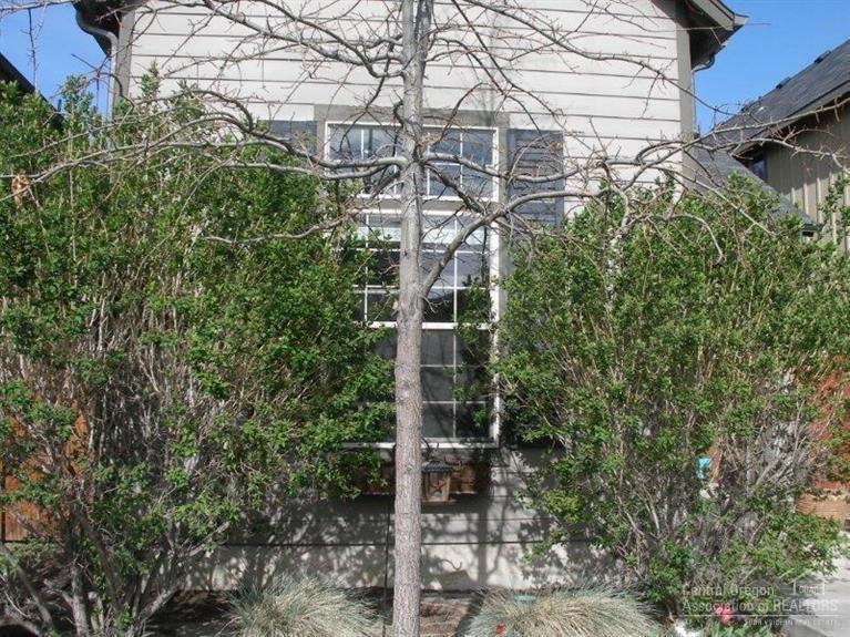 Parkway Village - Residential