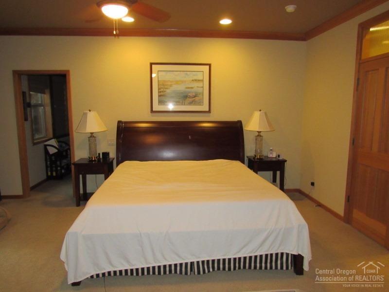 Skyliner Summit - Residential