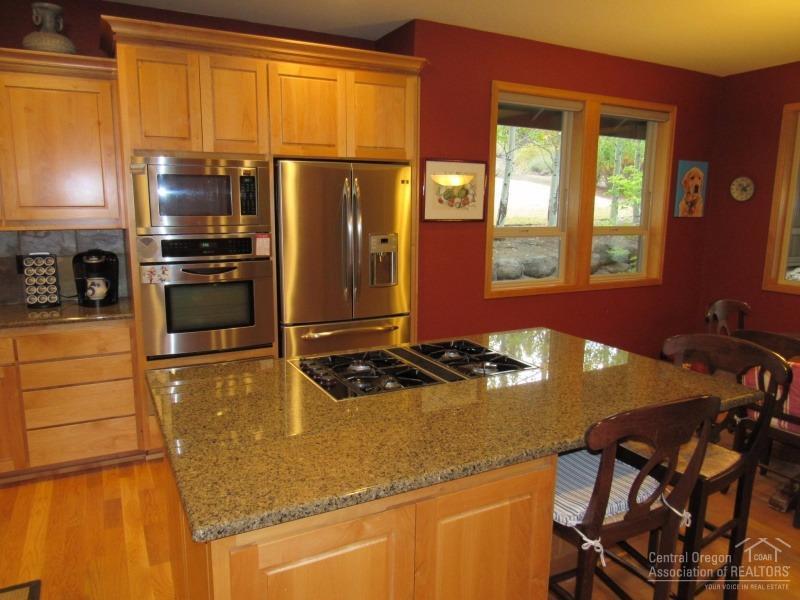 Skyliner Summit - Residential