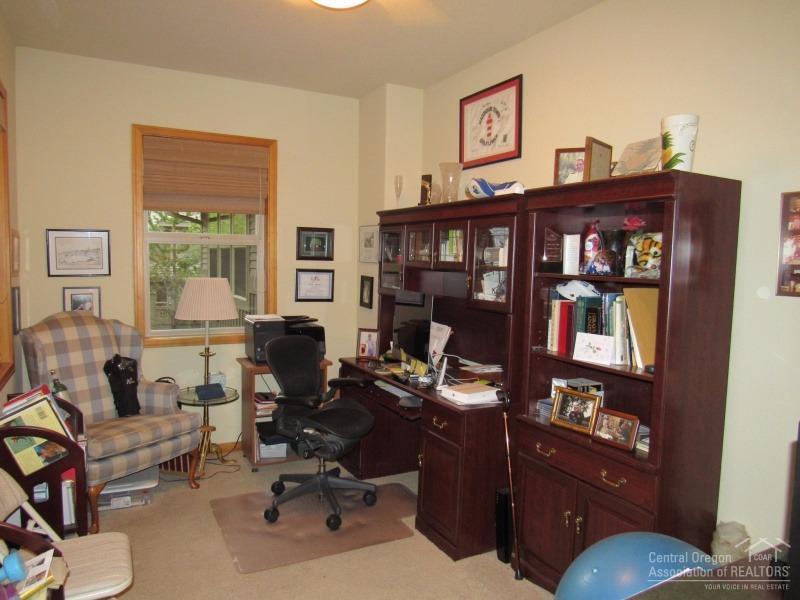 Skyliner Summit - Residential