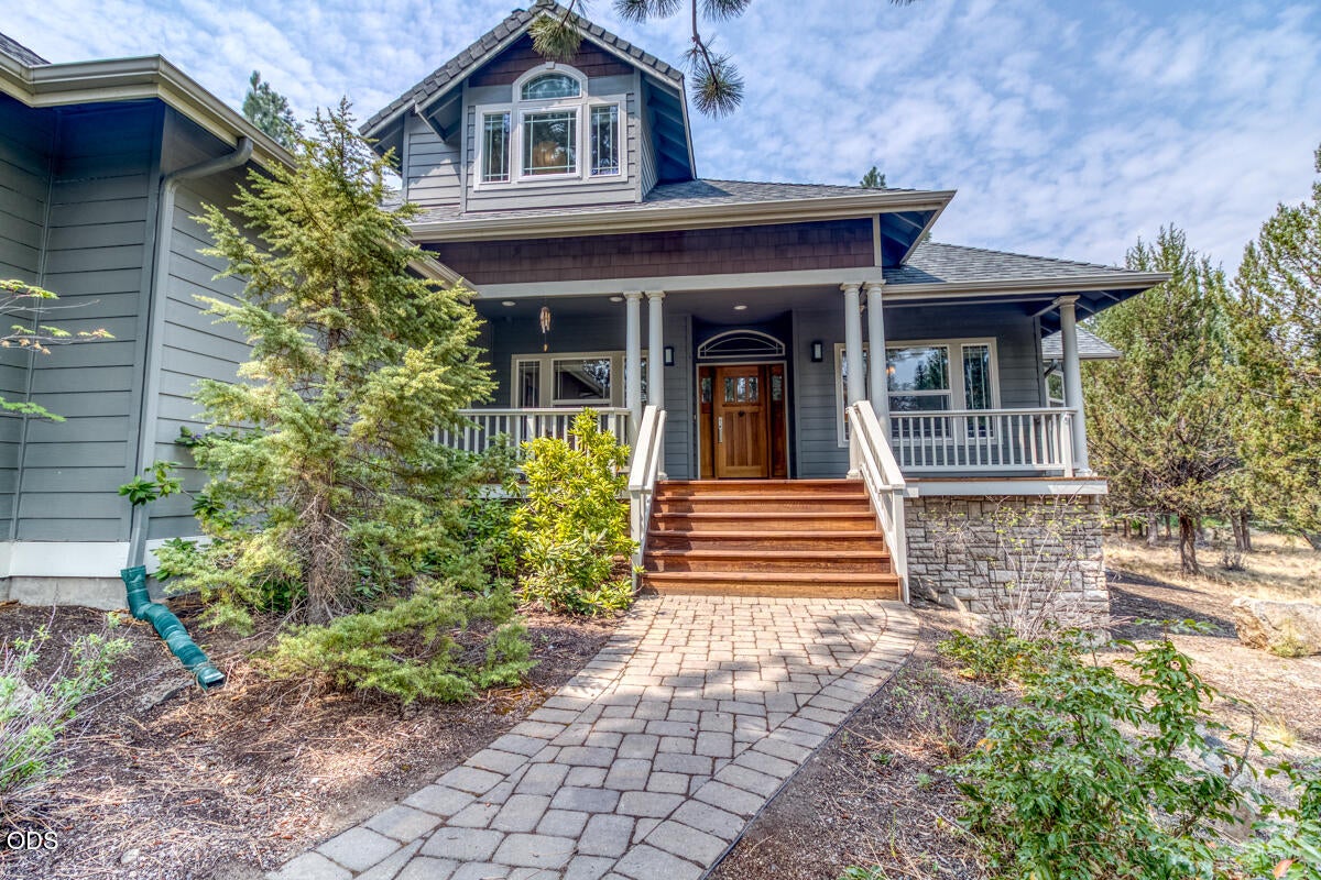 3511 NW Braid Drive