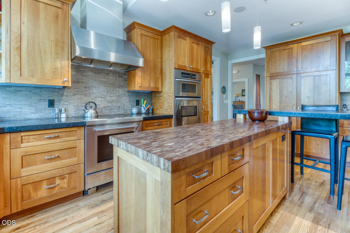 3511 NW Braid Drive