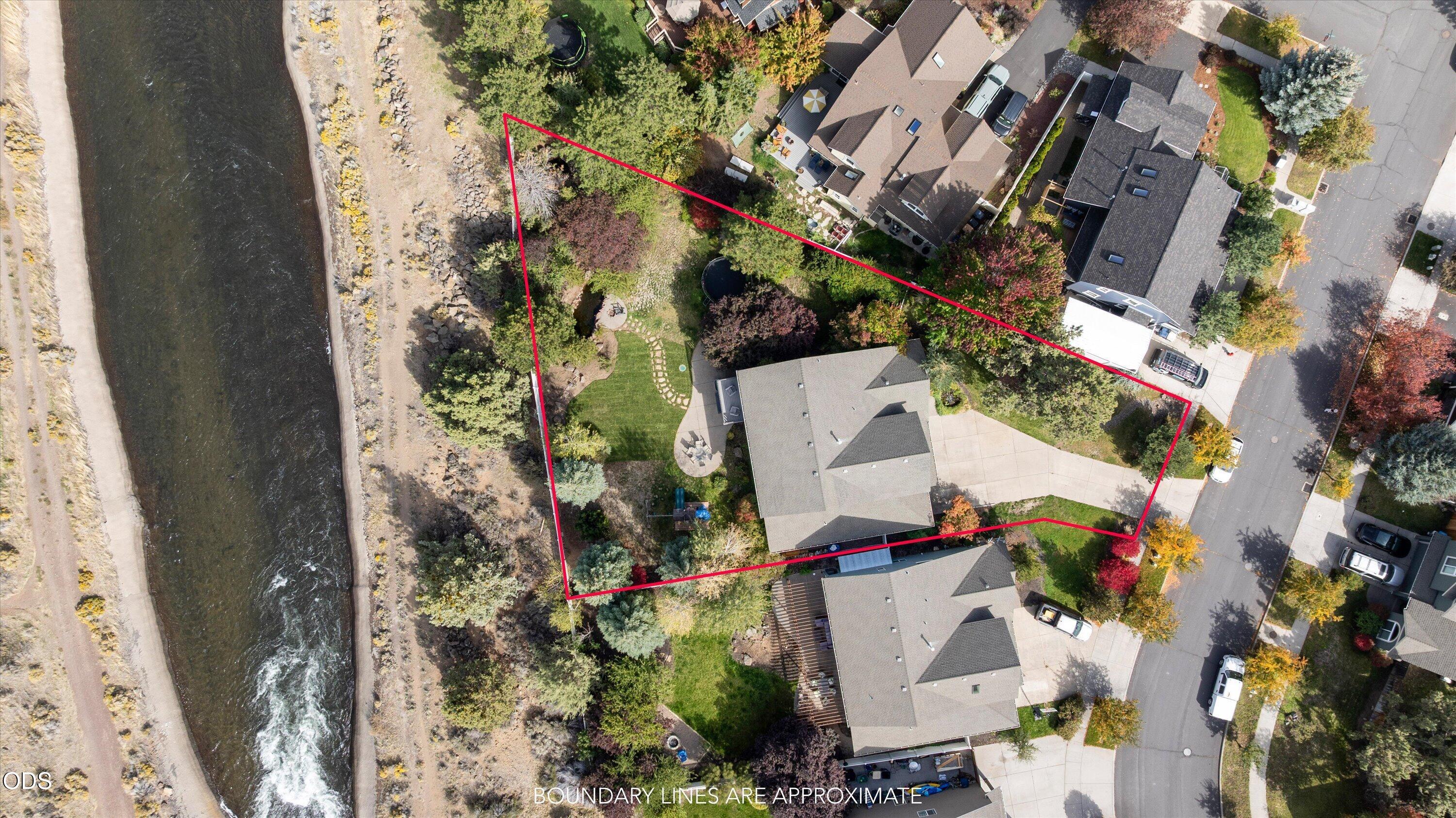 2048 NE Cradle Mountain Way