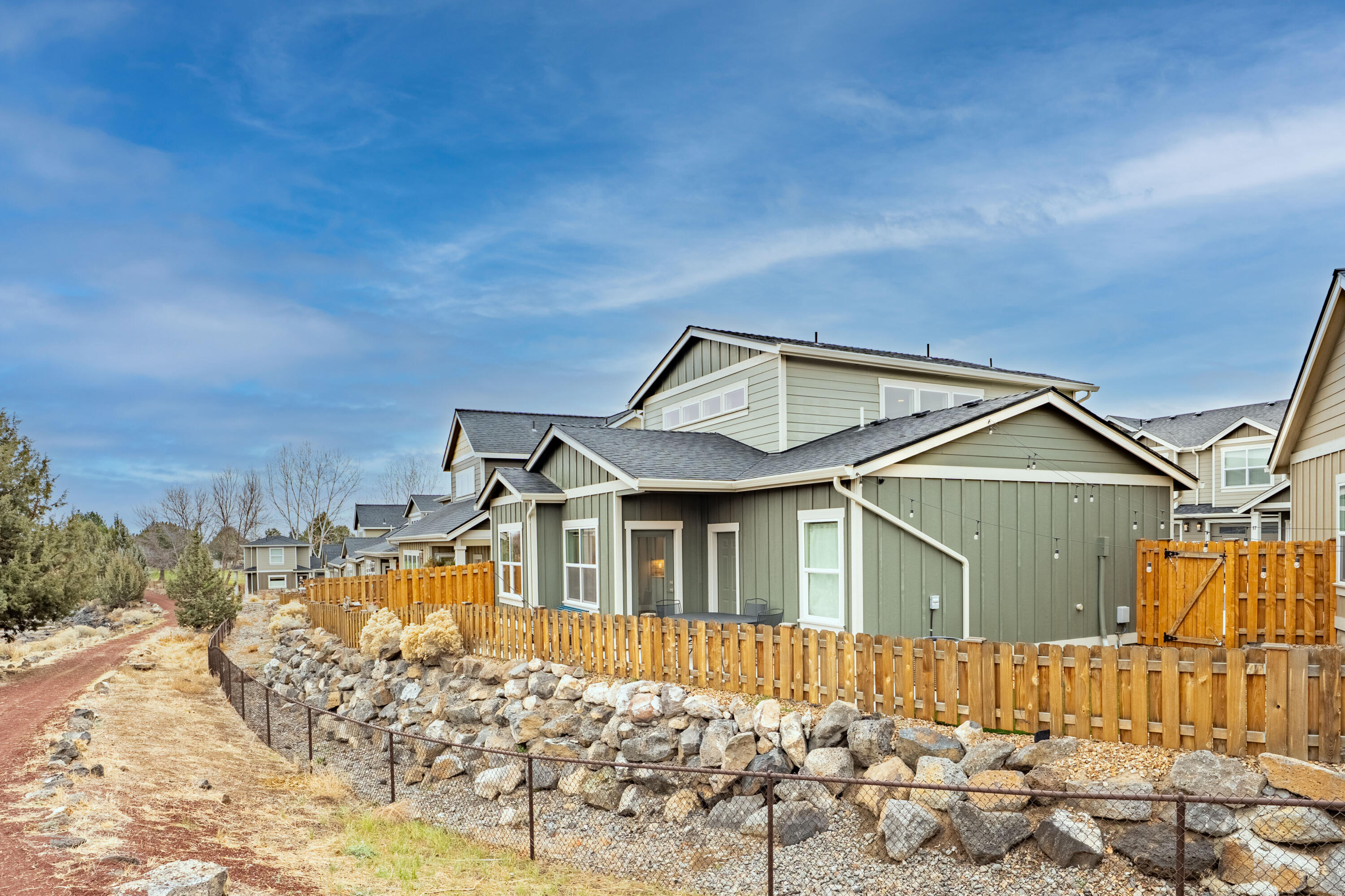 Links Condominiums At The Greens - Residential