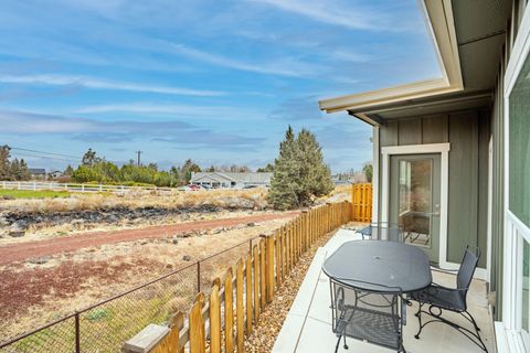 Tiny photo for 2755 SW Greens Boulevard #APT 3, Redmond, OR 97756 (MLS # 220212203)