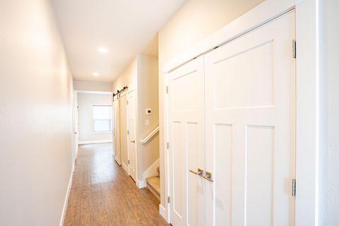 Tiny photo for 2755 SW Greens Boulevard #APT 3, Redmond, OR 97756 (MLS # 220212203)