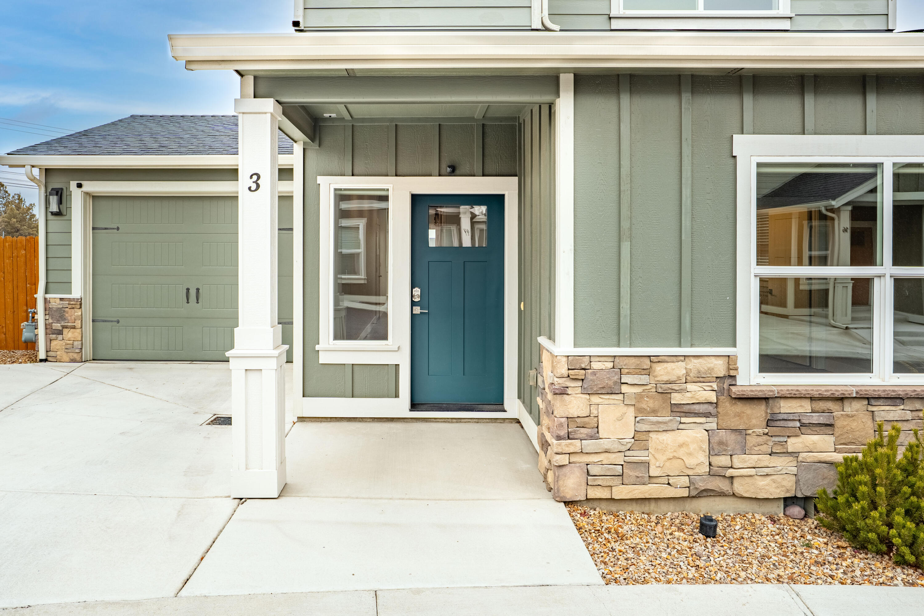 2755 SW Greens Boulevard APT 3