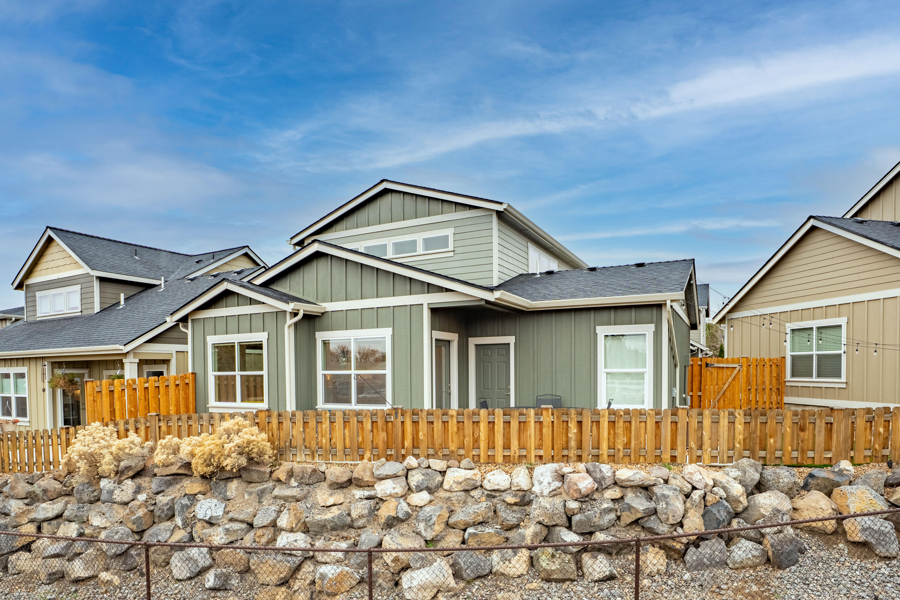 Links Condominiums At The Greens - Residential