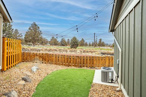 Tiny photo for 2755 SW Greens Boulevard #APT 3, Redmond, OR 97756 (MLS # 220212203)