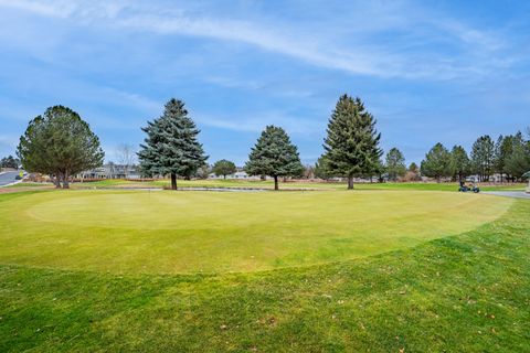 Tiny photo for 2755 SW Greens Boulevard #APT 3, Redmond, OR 97756 (MLS # 220212203)