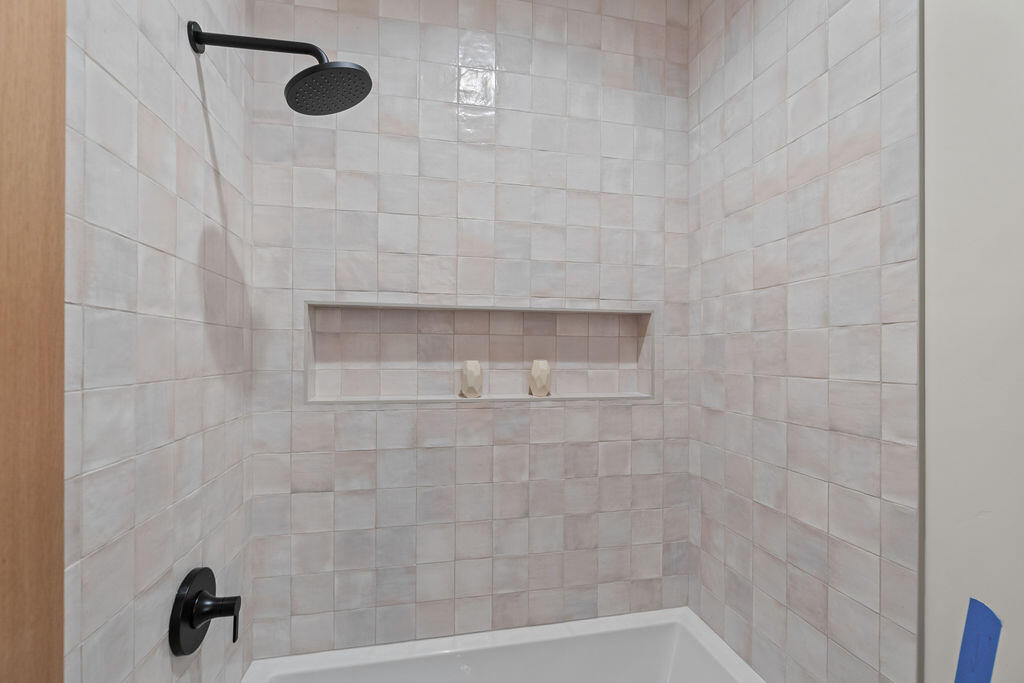 Discovery West Phase 4 - Residential