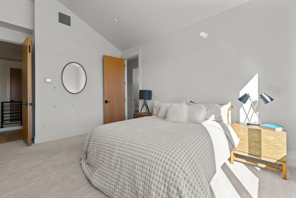 Discovery West Phase 4 - Residential