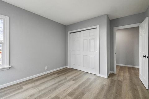 Tiny photo for 1545 N Eldorado Avenue, Klamath Falls, OR 97601 (MLS # 220213515)