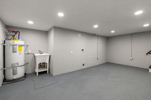 Tiny photo for 1545 N Eldorado Avenue, Klamath Falls, OR 97601 (MLS # 220213515)