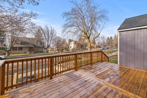 Tiny photo for 1545 N Eldorado Avenue, Klamath Falls, OR 97601 (MLS # 220213515)