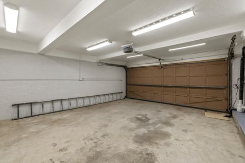 Tiny photo for 1545 N Eldorado Avenue, Klamath Falls, OR 97601 (MLS # 220213515)