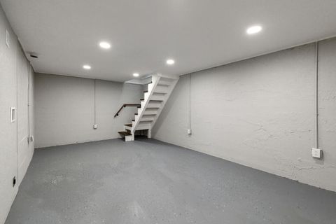 Tiny photo for 1545 N Eldorado Avenue, Klamath Falls, OR 97601 (MLS # 220213515)