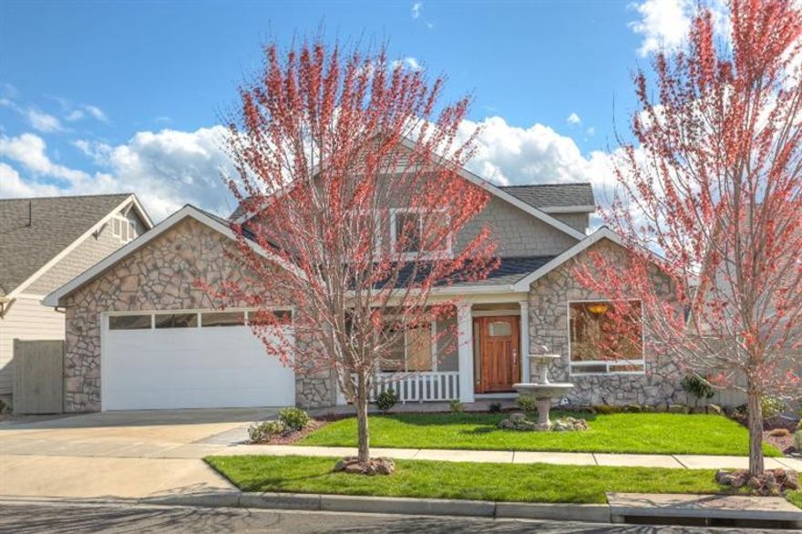 Seller says, Time To Go! Proof is in the New Price! Summerfield custom built in 2007 but looks like it was just built. Seller moved out and painted the entire interior, new carpet and re-finished the beautiful wood floors. This home has 2860 sq ft with main living and master suite on the main floor, 4 bedrooms, 2.5 baths. Master suite has a spectacular, huge, oversized tiled shower, huge walk-in closet and access to the large patio with 220 amps for a hot tub. 2nd bath also has tiled shower. Custom kitchen with beautiful granite and island opens to the great room with fireplace and access to the patio. Upper level has a huge entertainment/bonus room and a large view balcony. Custom detailed landscape, fully irrigated with fire pit in back yard and fountain in front. Ready to move right in!