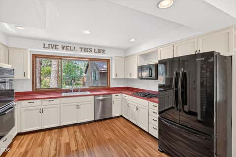 Tiny photo for 15704 Tumble Weed Turn, Sisters, OR 97759 (MLS # 220224154)