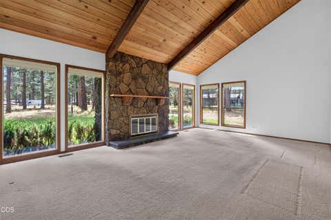 Tiny photo for 15704 Tumble Weed Turn, Sisters, OR 97759 (MLS # 220224154)