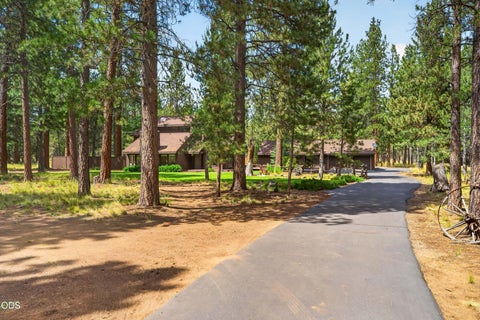 Tiny photo for 15704 Tumble Weed Turn, Sisters, OR 97759 (MLS # 220224154)