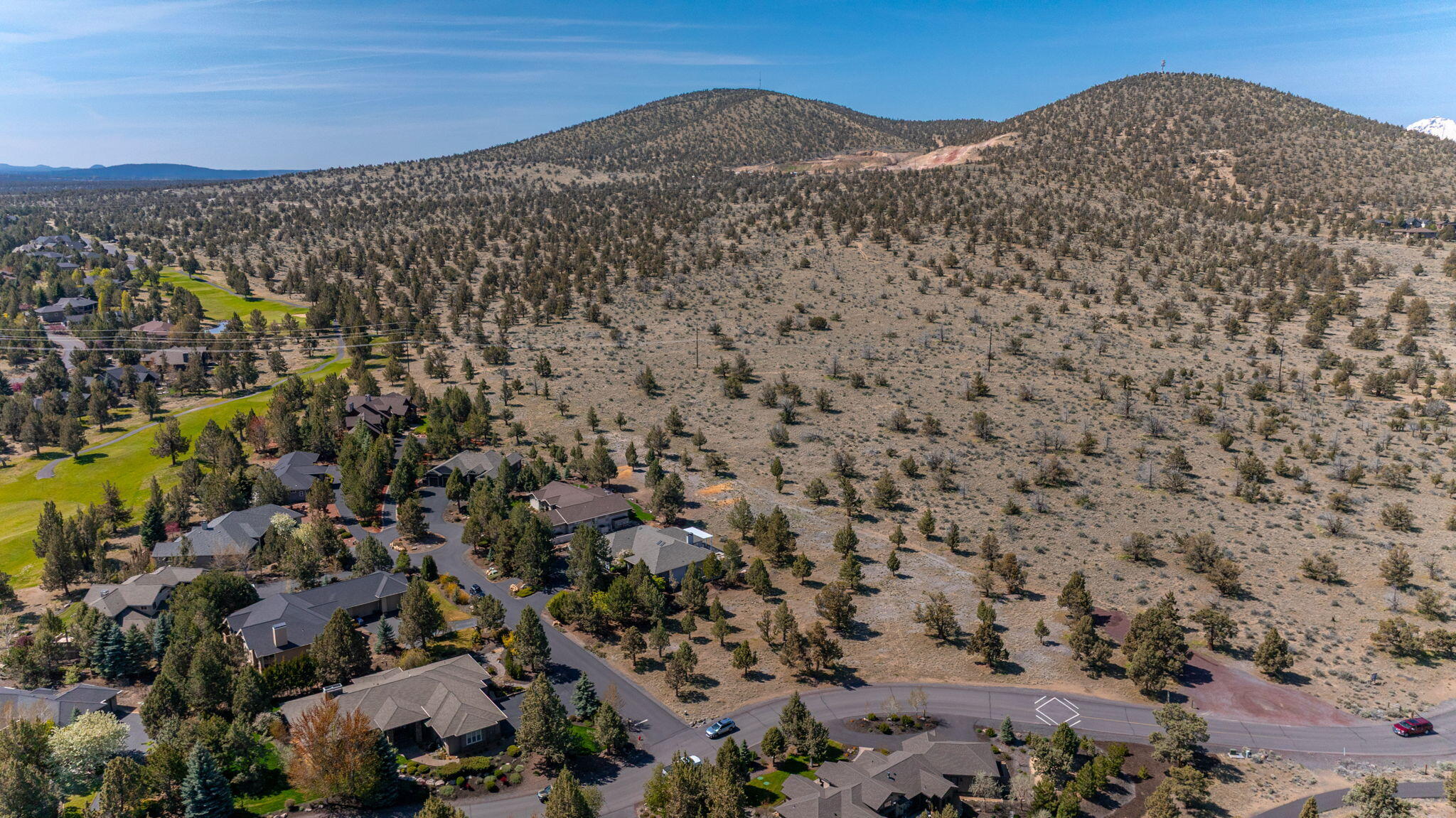 615 Solitaire Court