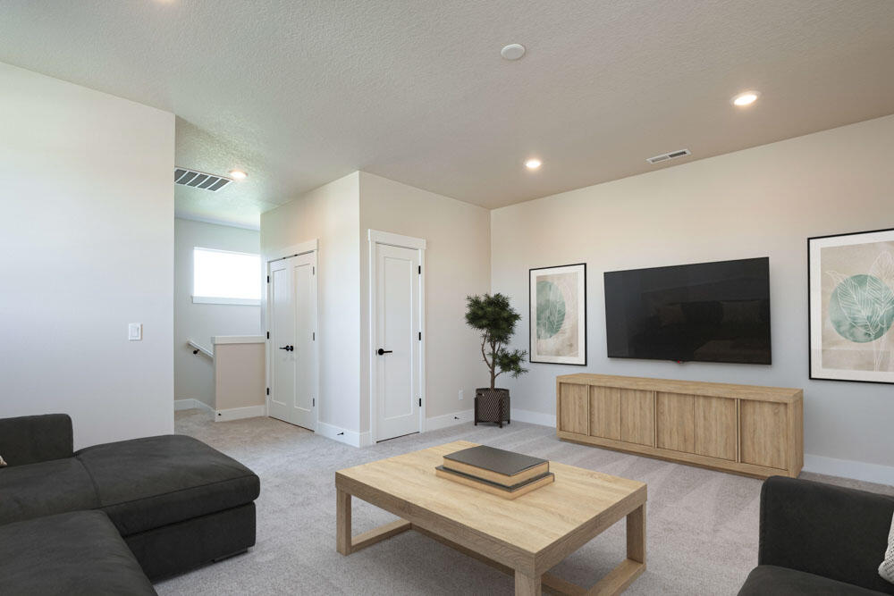 Ochoco Pointe - Residential