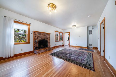 Tiny photo for 126 Nursery Street, Ashland, OR 97520 (MLS # 220212695)