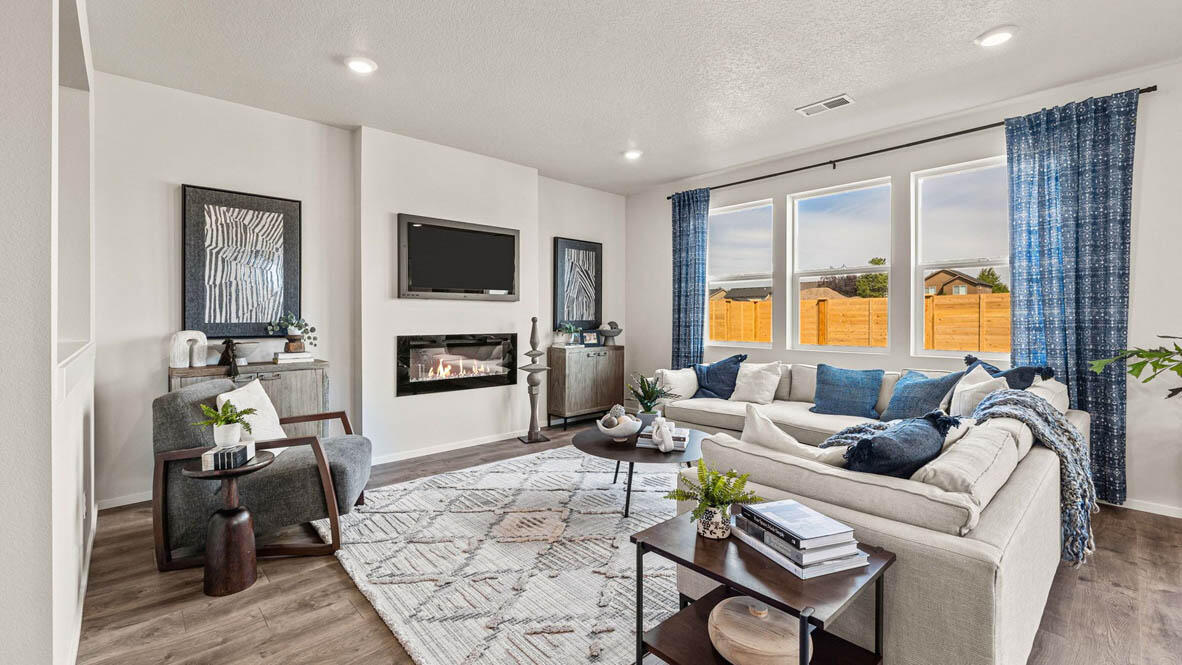 61143 Splendor Lane