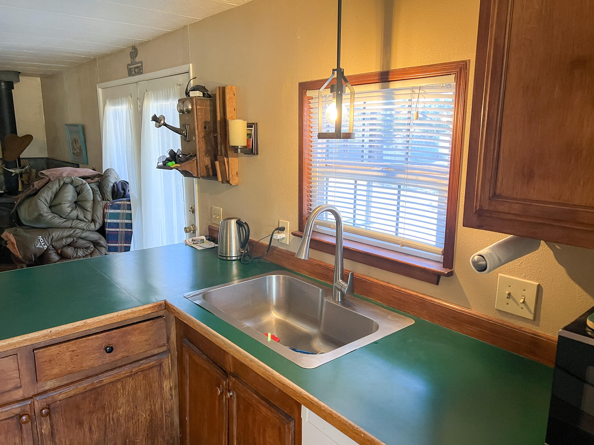 66945 Central Street