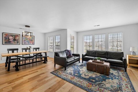 Tiny photo for 2921 Amblegreen Drive, Medford, OR 97504 (MLS # 220215266)