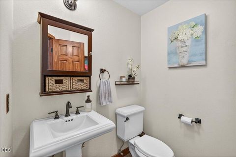 Tiny photo for 1748 NW Crescent Drive, Grants Pass, OR 97526 (MLS # 220222744)