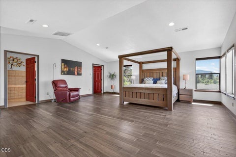Tiny photo for 1748 NW Crescent Drive, Grants Pass, OR 97526 (MLS # 220222744)
