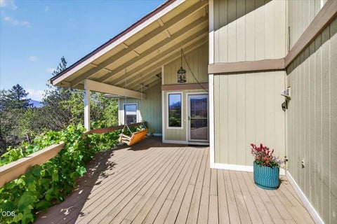 Tiny photo for 1748 NW Crescent Drive, Grants Pass, OR 97526 (MLS # 220222744)