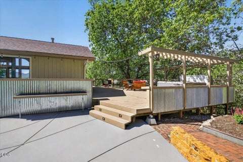 Tiny photo for 1748 NW Crescent Drive, Grants Pass, OR 97526 (MLS # 220222744)
