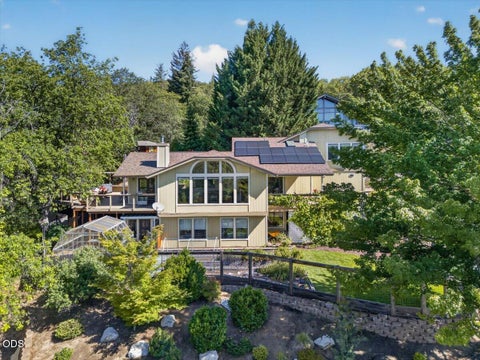 Tiny photo for 1748 NW Crescent Drive, Grants Pass, OR 97526 (MLS # 220222744)