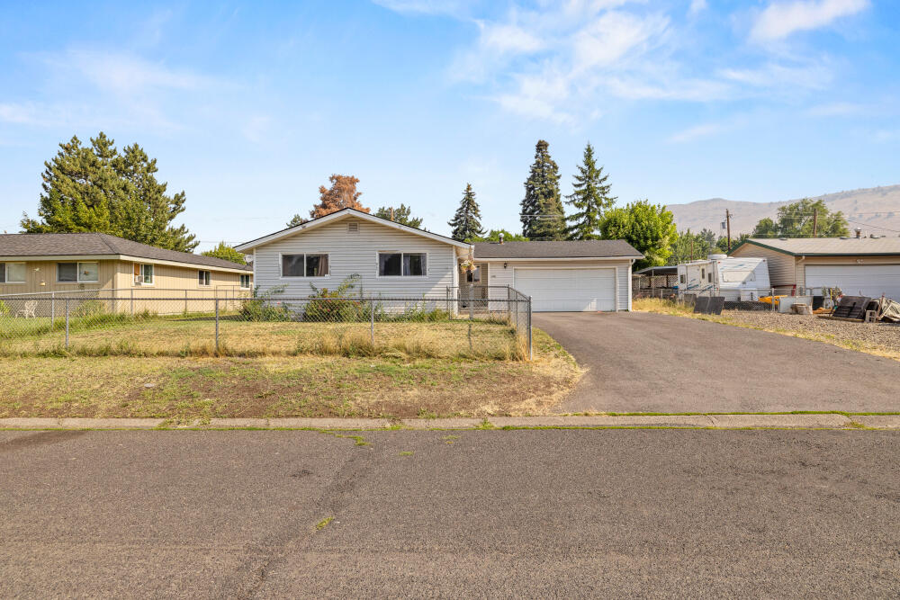 Casa Manana - Residential