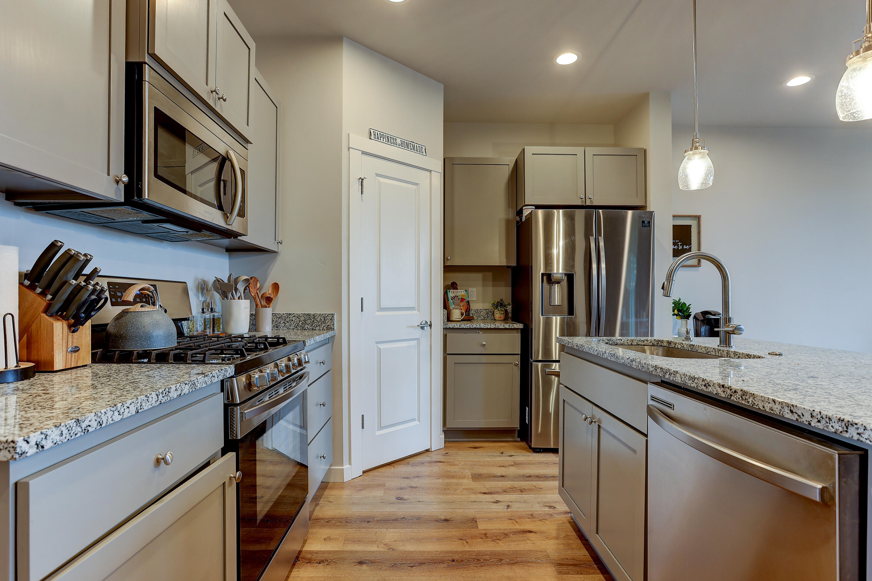 Canyon Ridge Phase 1 and 2 - Residential