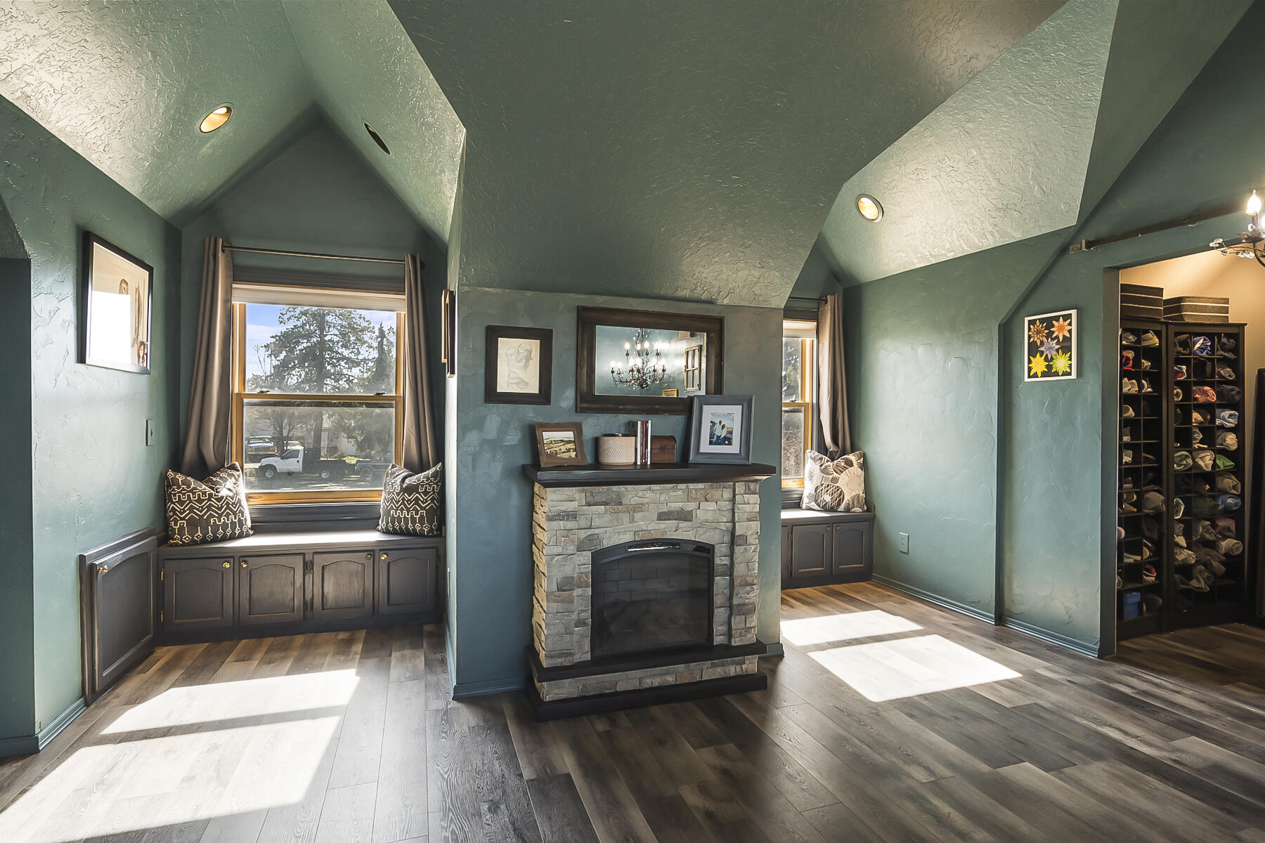 ParkwayA - Residential