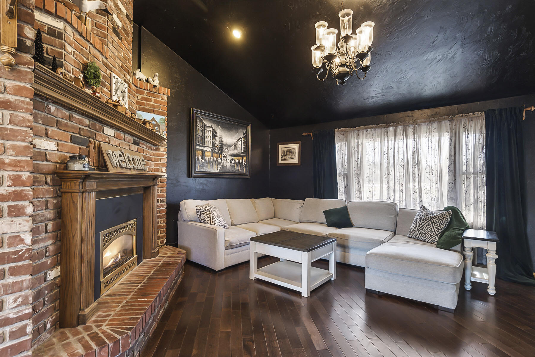 ParkwayA - Residential