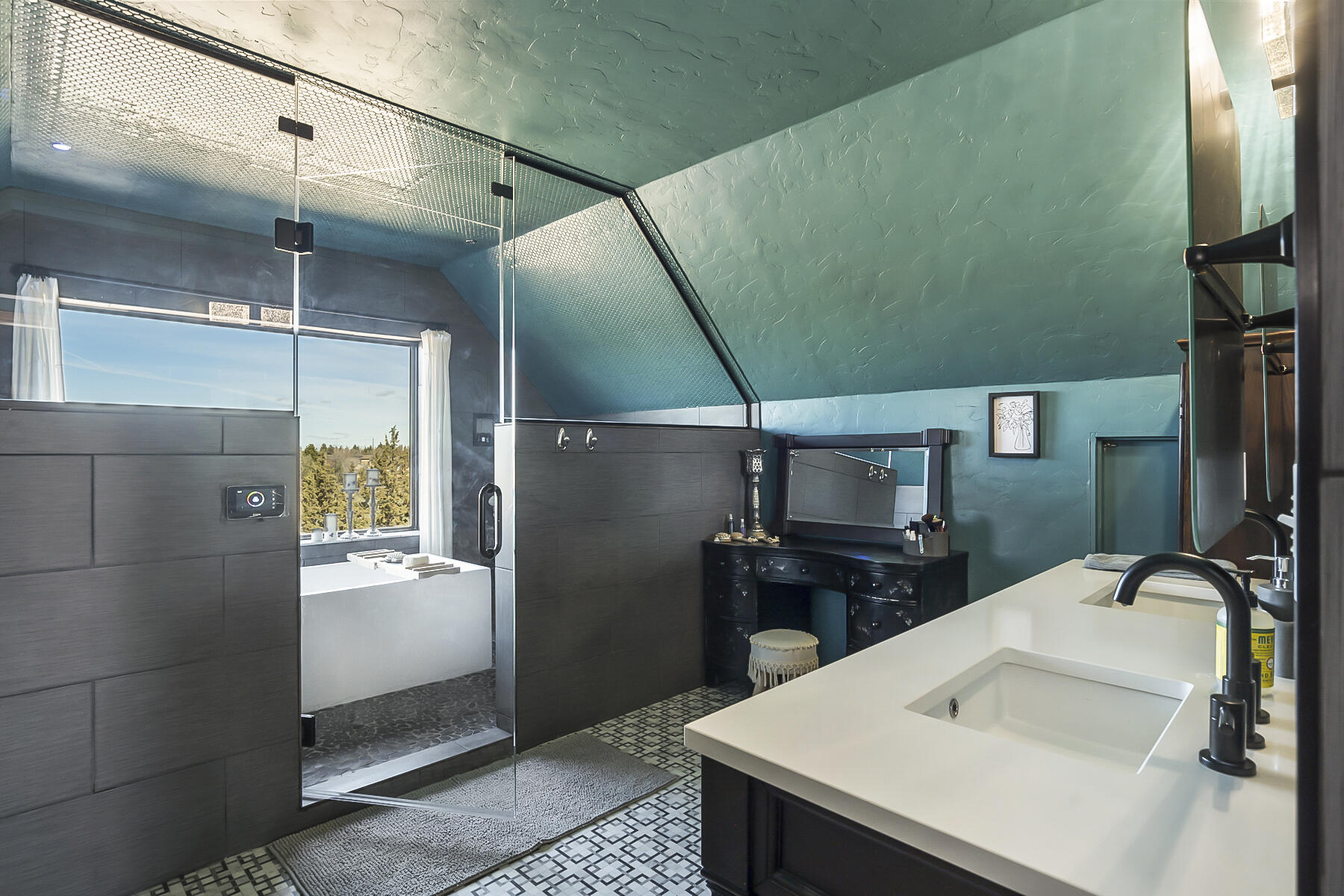 ParkwayA - Residential