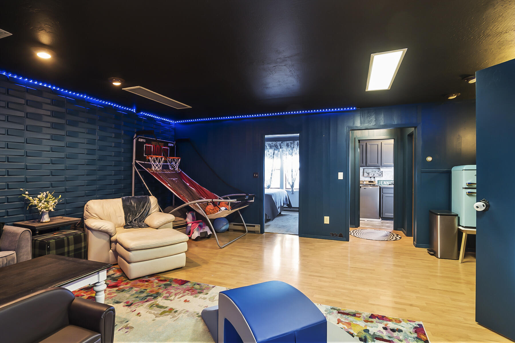 ParkwayA - Residential