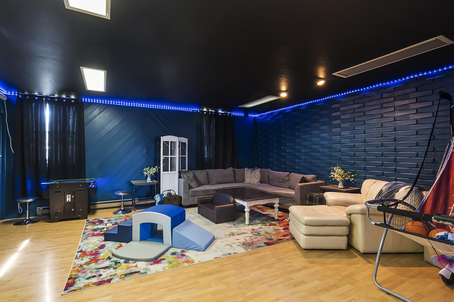 ParkwayA - Residential