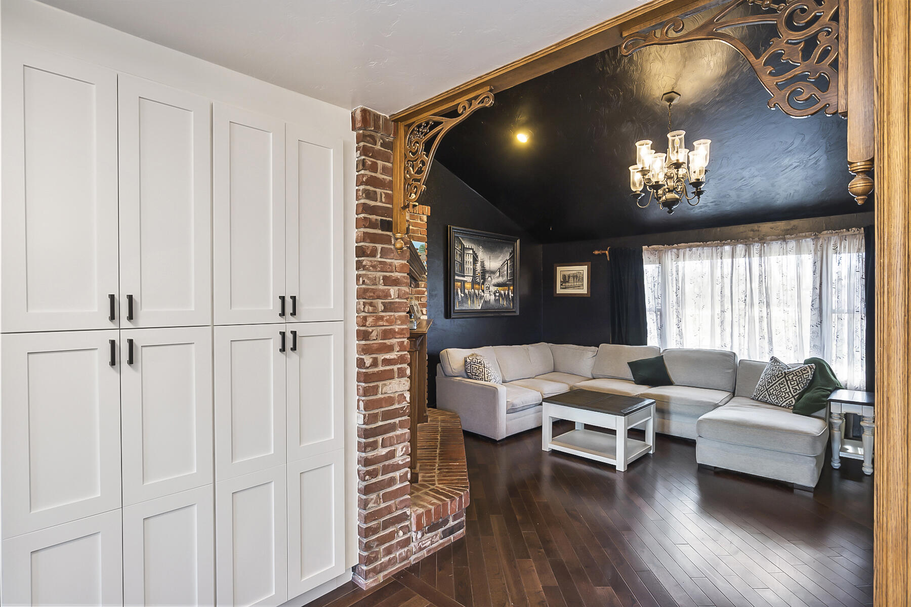 ParkwayA - Residential