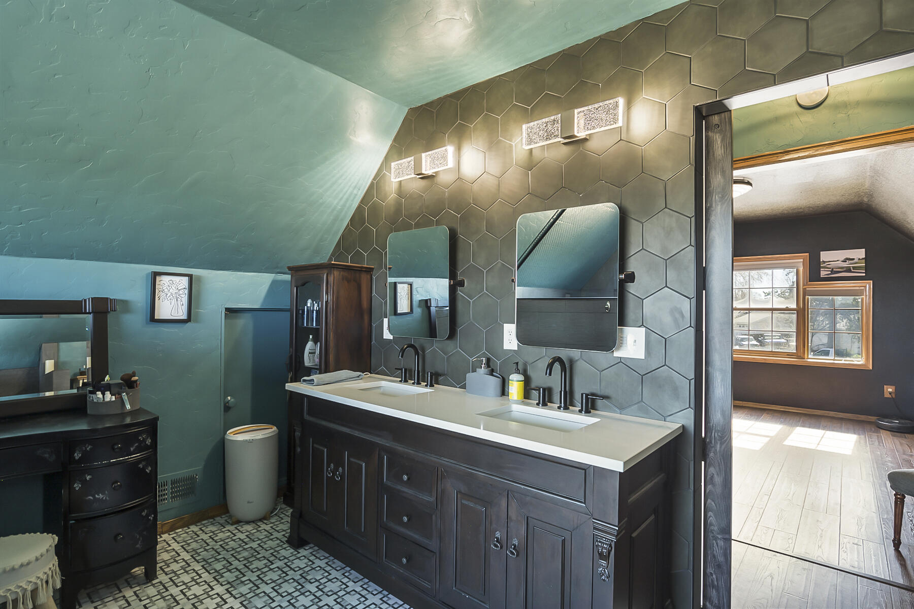 ParkwayA - Residential